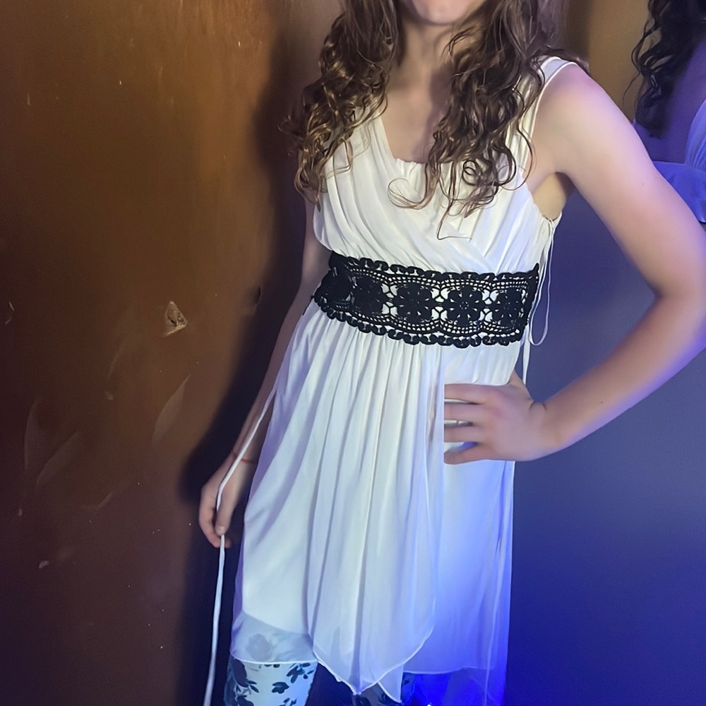 WHITE AND BLACK FORMAL DRESS